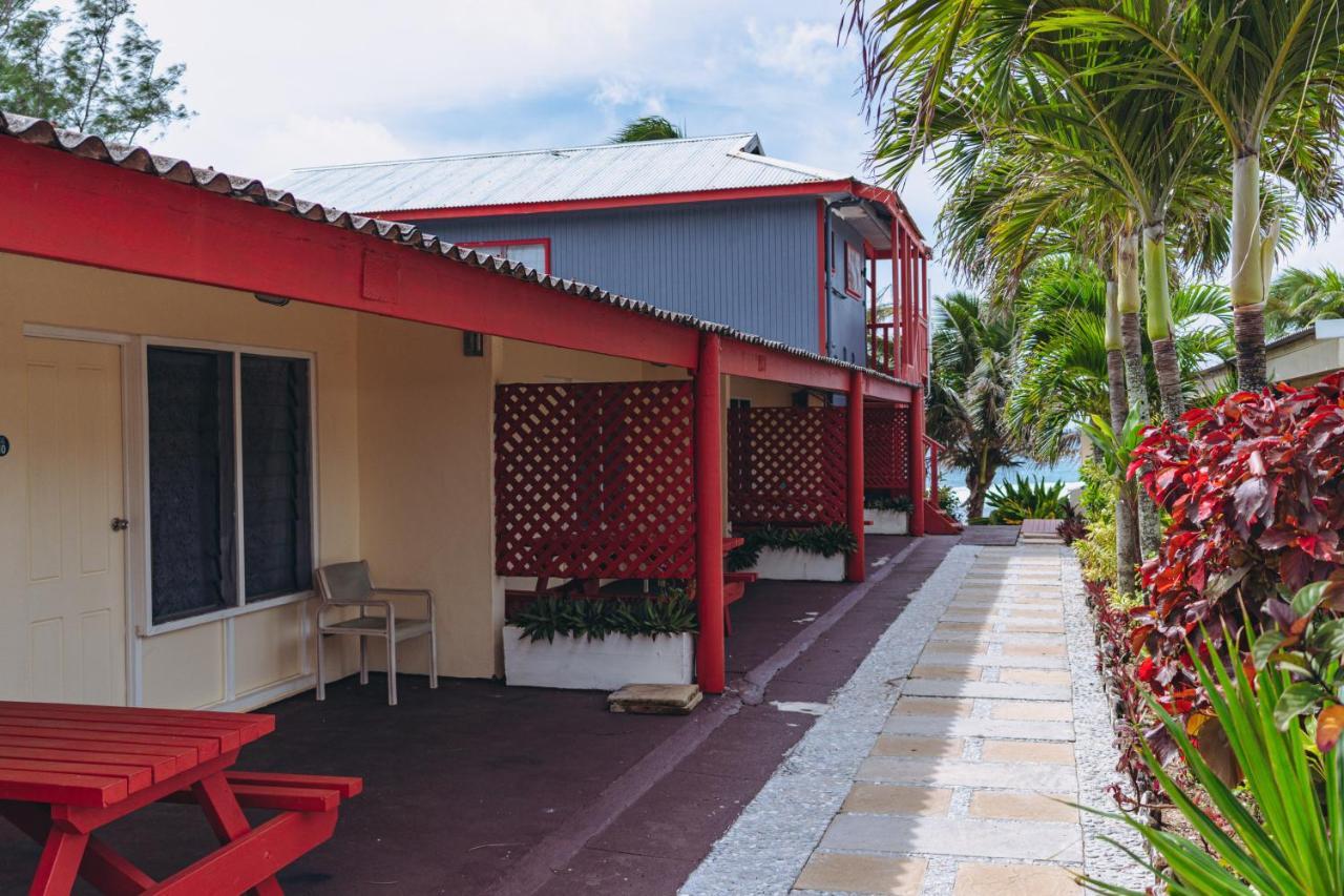Kiikii Inn & Suites Rarotonga Exterior photo
