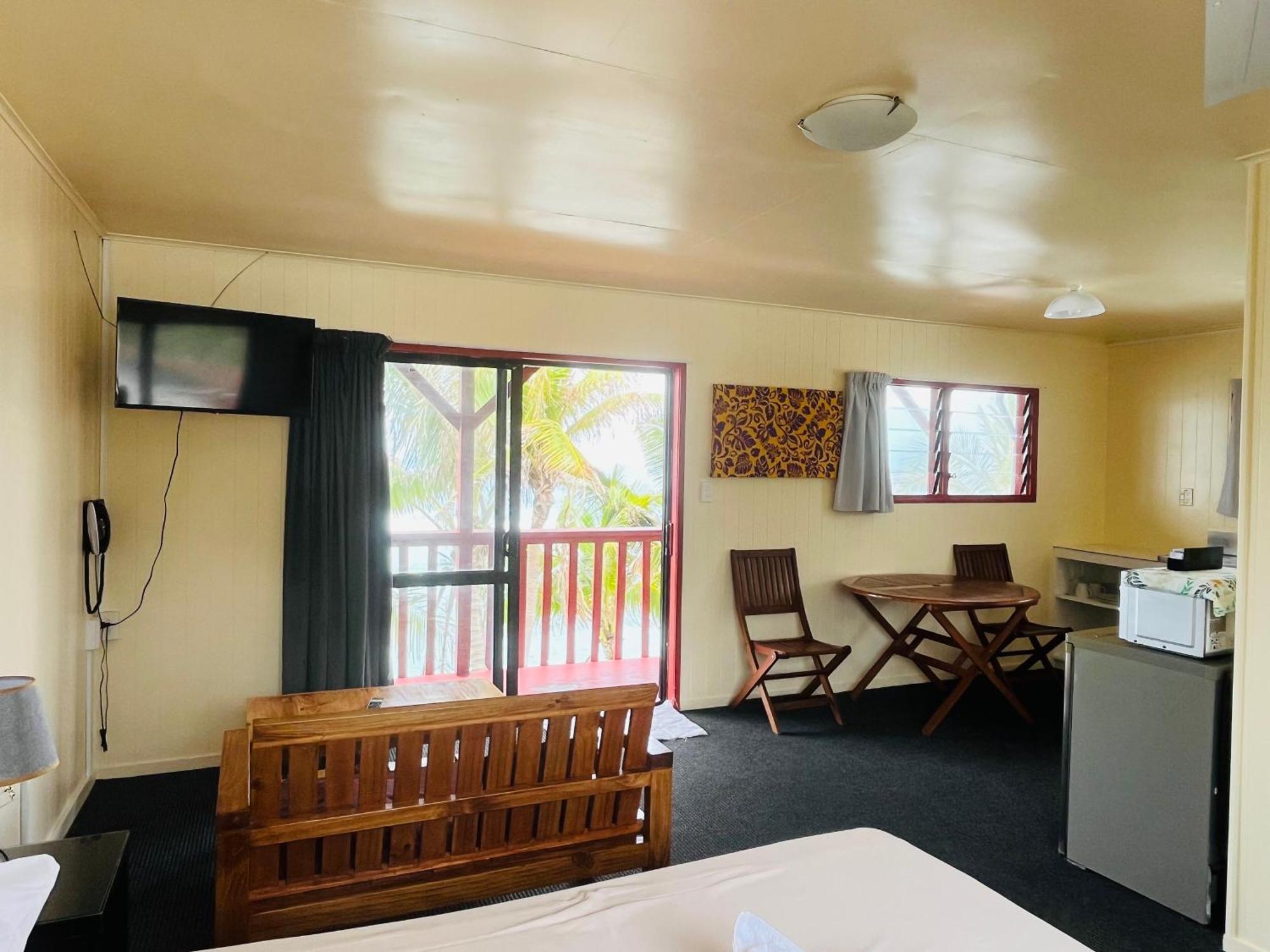 Kiikii Inn & Suites Rarotonga Exterior photo