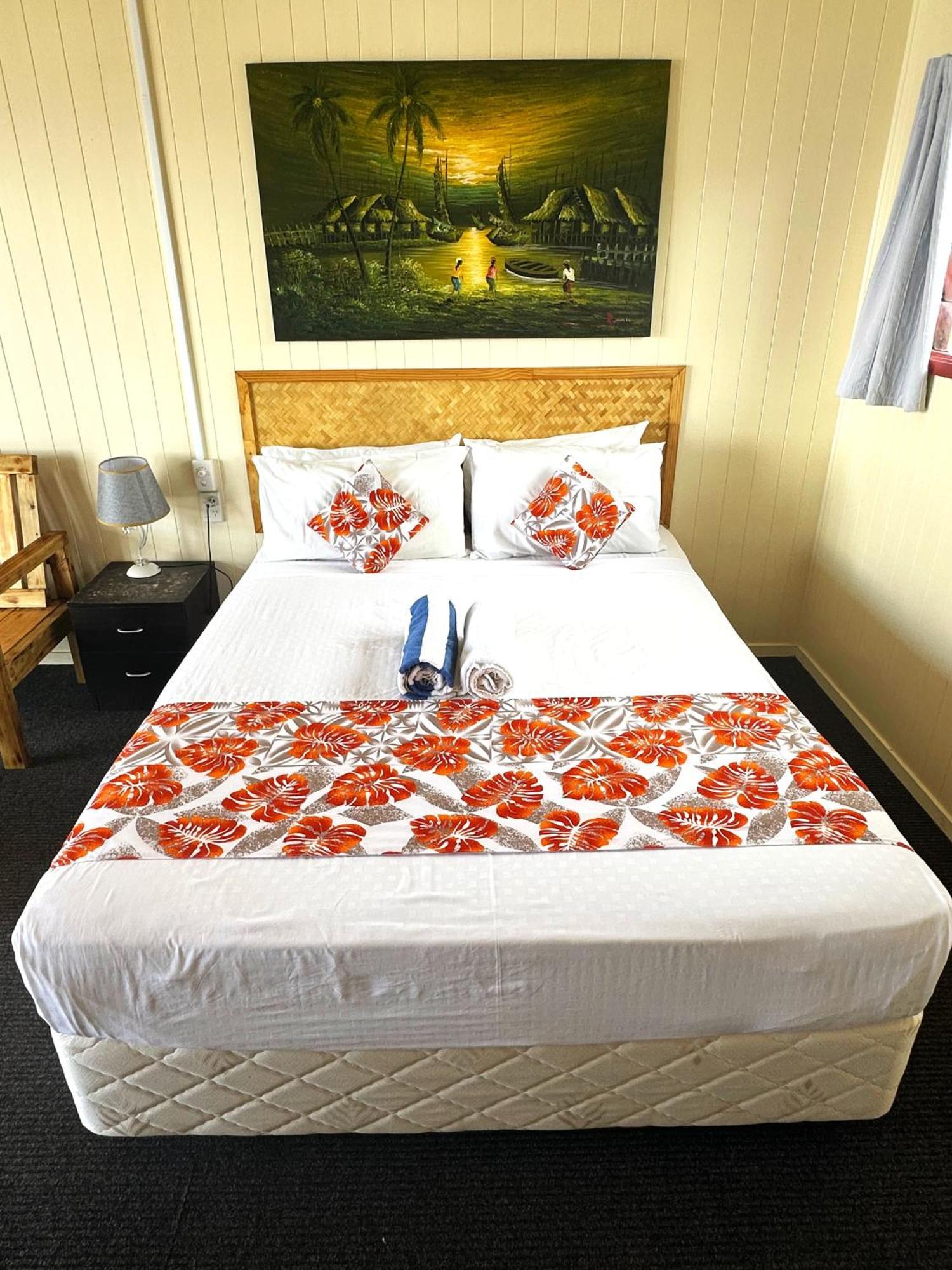 Kiikii Inn & Suites Rarotonga Exterior photo
